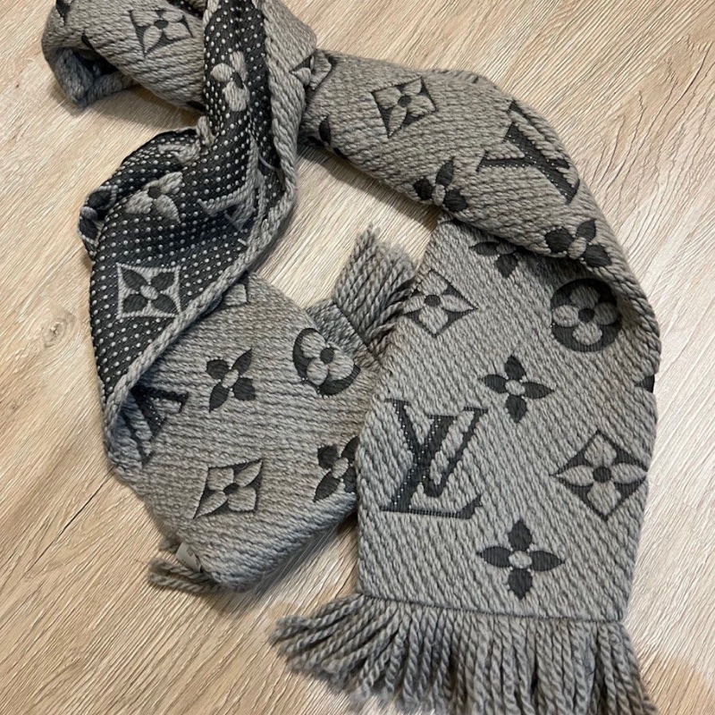 瑞奇二手精品 Louis Vuitton 滿版 logo圍巾-4