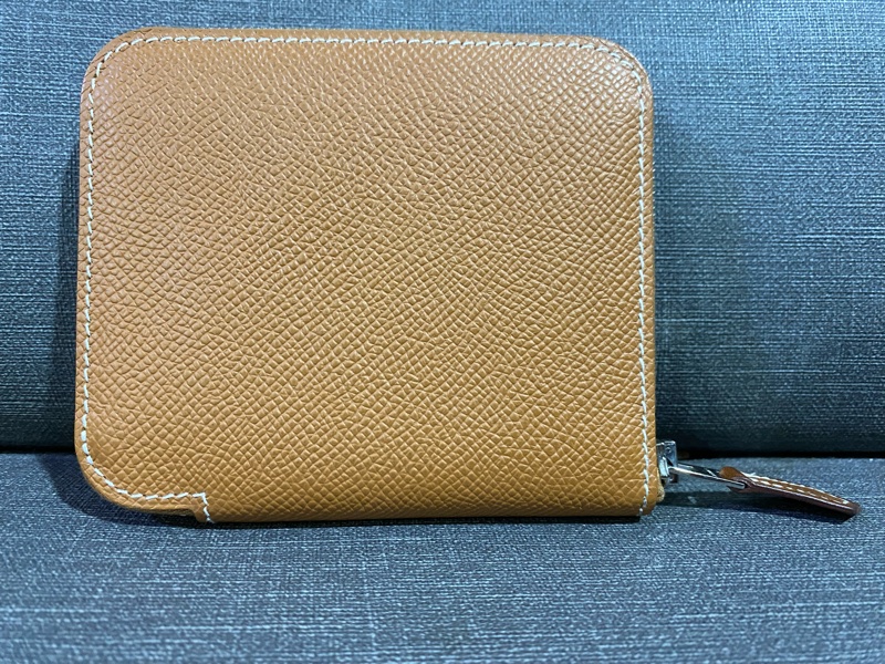 HERMES金棕色絲巾短夾-1