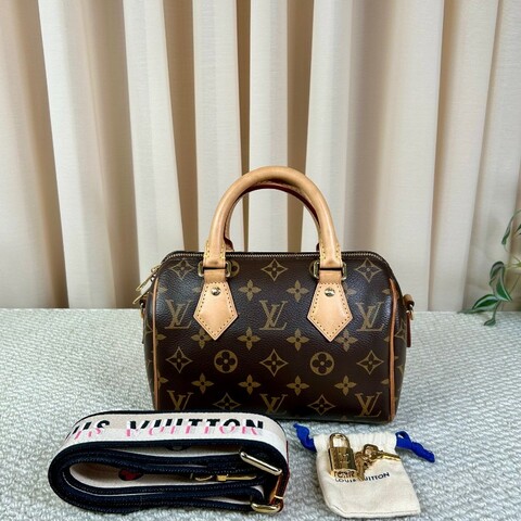 LV路易威登Speedy20 經典老花手提單肩斜挎包 性價比超高 容量合適 配寬肩帶 輕便又能裝