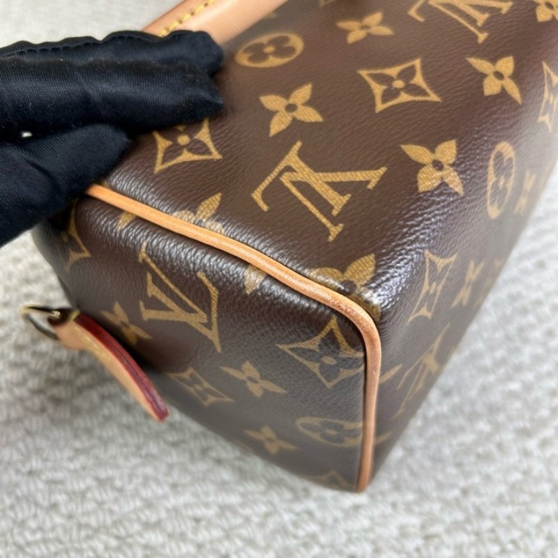 LV路易威登Speedy20 經典老花手提單肩斜挎包 性價比超高 容量合適 配寬肩帶 輕便又能裝-9