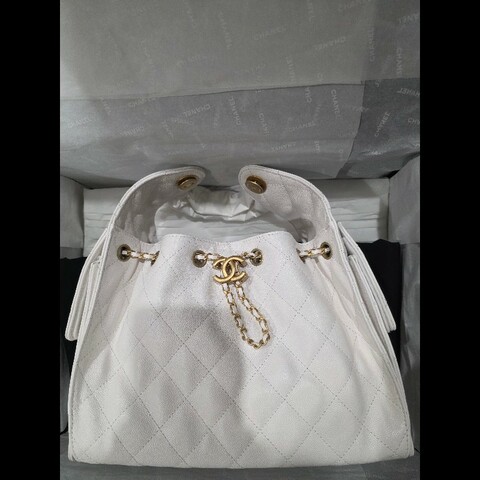 CHANEL 25 小號白色