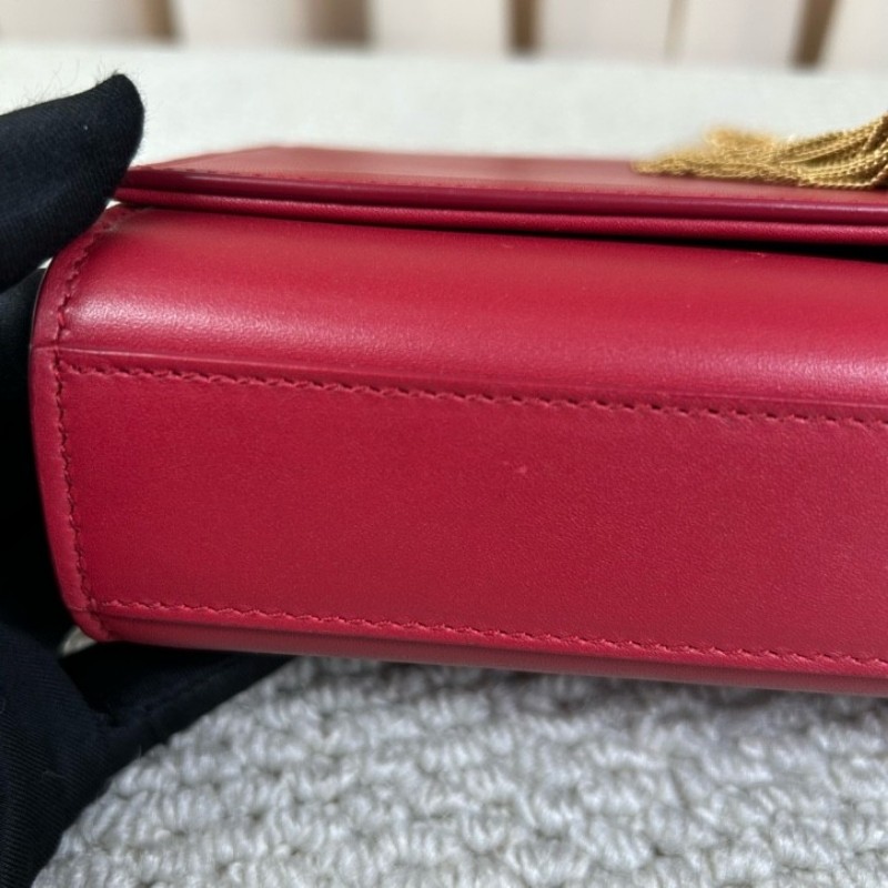YSL聖羅蘭紅色流蘇鏈條包 紅金配色 鏈條肩帶 流蘇裝飾 容量日常夠用 單肩斜挎都可以 氣質很讚-8