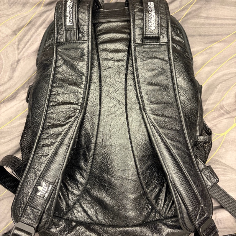 {年前清倉啦｝ 全球絕版 Balenciaga x Adidas 聯名後背包 Size: S-5