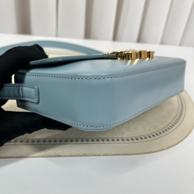 CELINE賽琳 凱旋門腋下包單肩包斜挎包 金扣款 經典凱旋門logo設計 亮面牛皮材質 上身效果非常好看 肩帶可調節 單肩斜挎都可以 經典百搭 四季都能背 容量合適 日常夠用-9