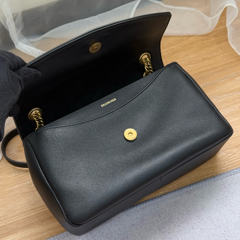 Balenciaga BB 巴黎吊飾鏈條包 黑金款-9