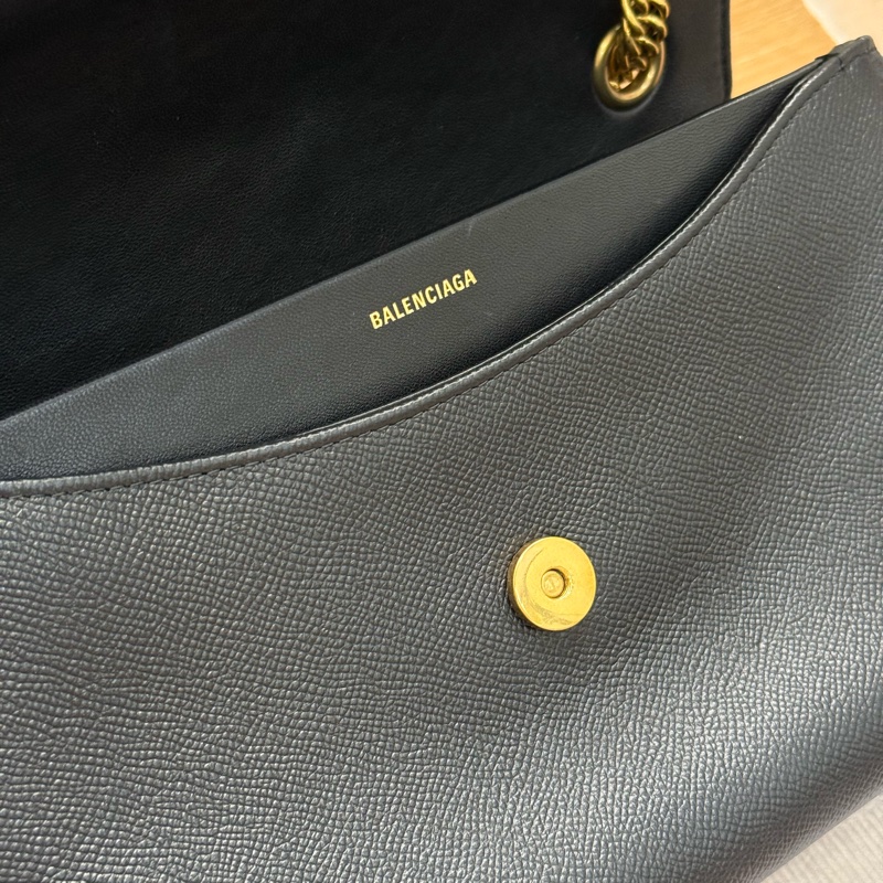 Balenciaga BB 巴黎吊飾鏈條包 黑金款-11