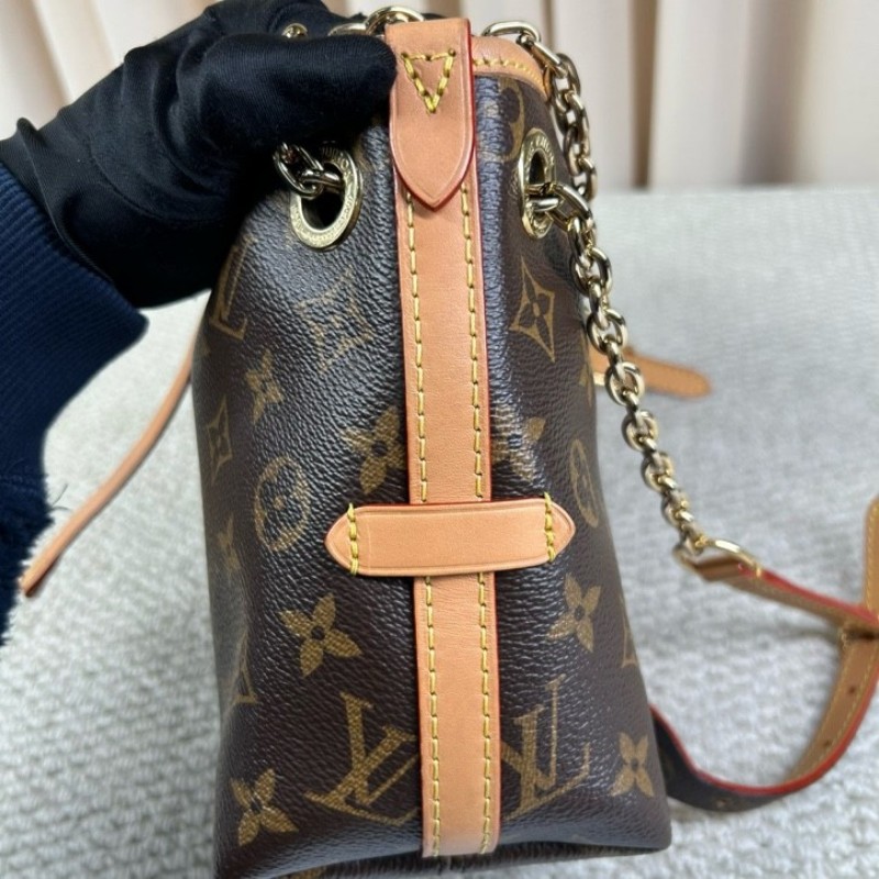 ZZZ LV路易威登Carryall BB 老花圖案配可調節肩帶 單肩斜挎兩用 容量實用 日常出門很方便-23