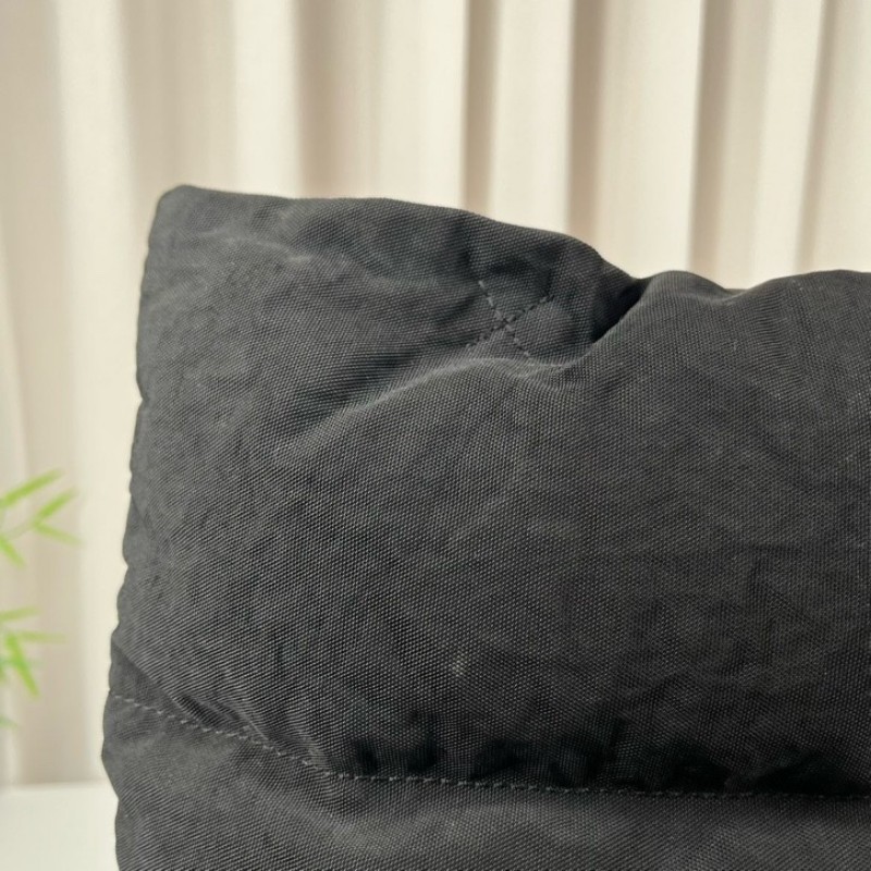 zzz Loewe羅意威 Vertical Puffy雙面泡芙米其林琴譜 單肩tote包 雙面可用 一面全皮膨脹機車一面休閒降落傘 超輕便 無性別主義-11