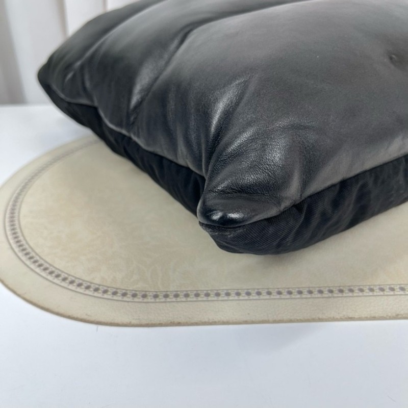 zzz Loewe羅意威 Vertical Puffy雙面泡芙米其林琴譜 單肩tote包 雙面可用 一面全皮膨脹機車一面休閒降落傘 超輕便 無性別主義-14