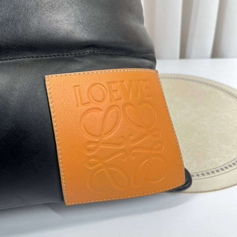 zzz Loewe羅意威 Vertical Puffy雙面泡芙米其林琴譜 單肩tote包 雙面可用 一面全皮膨脹機車一面休閒降落傘 超輕便 無性別主義-16