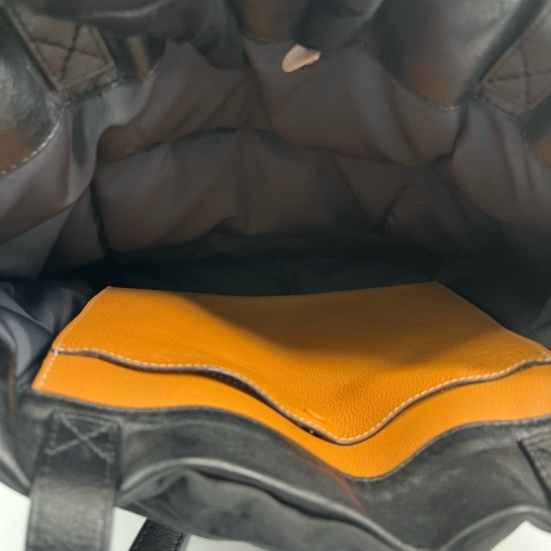 zzz Loewe羅意威 Vertical Puffy雙面泡芙米其林琴譜 單肩tote包 雙面可用 一面全皮膨脹機車一面休閒降落傘 超輕便 無性別主義-17