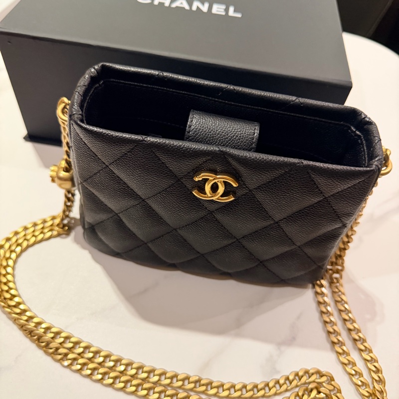 Chanel 23P愛心hobo-1