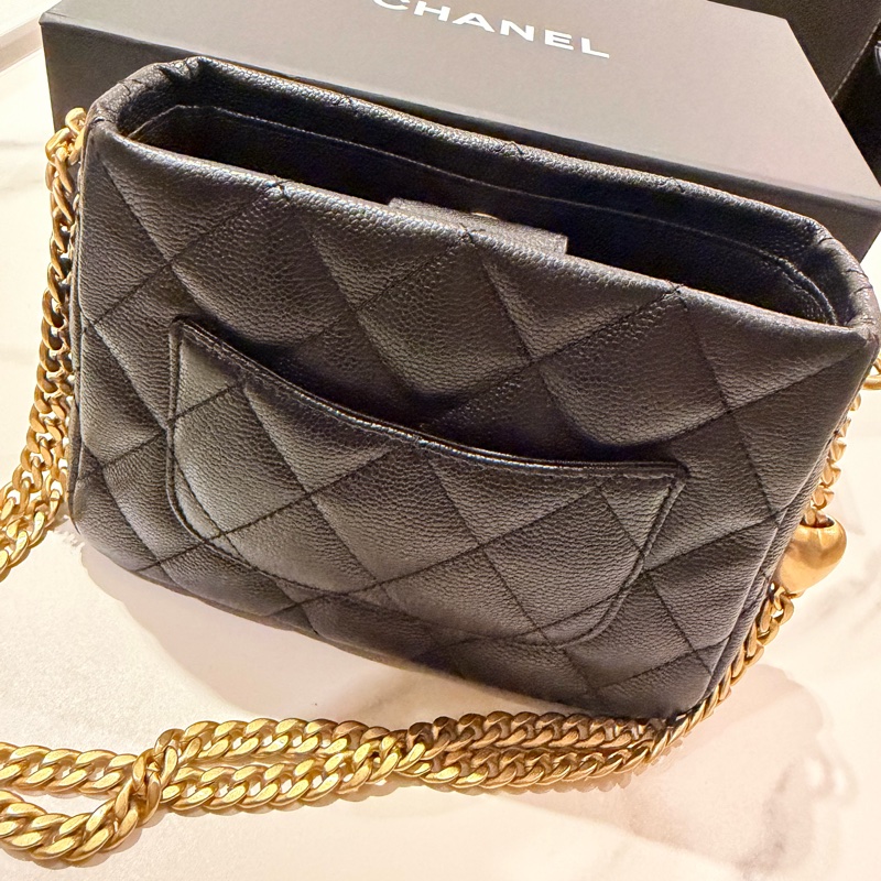 Chanel 23P愛心hobo-4