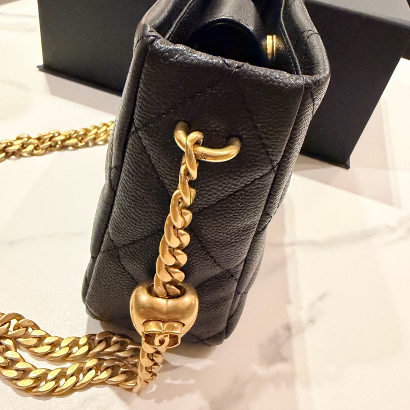 Chanel 23P愛心hobo-7