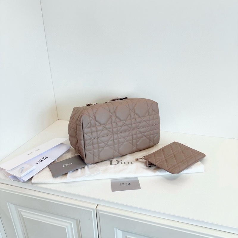 Dior灰褐色Toujours 大爆款中號土著包99新配件塵袋購證 29*22*19-5