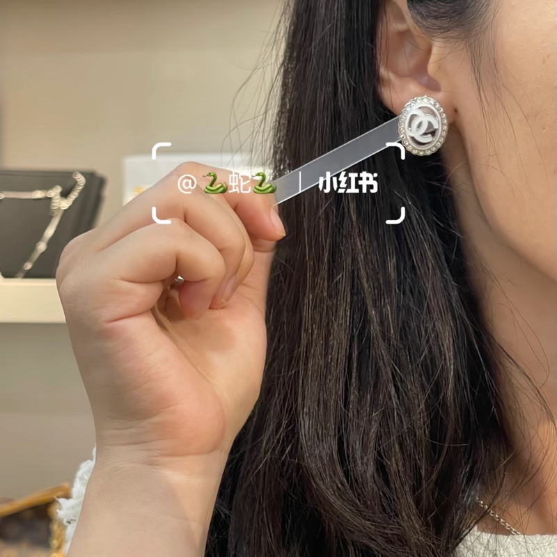 💖Chanel 白色 水鑽耳環💖 全新-8