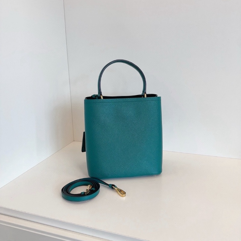 Prada Panier Saffiano十字紋牛皮水桶包  22*23*14cm 98新配件塵袋-5