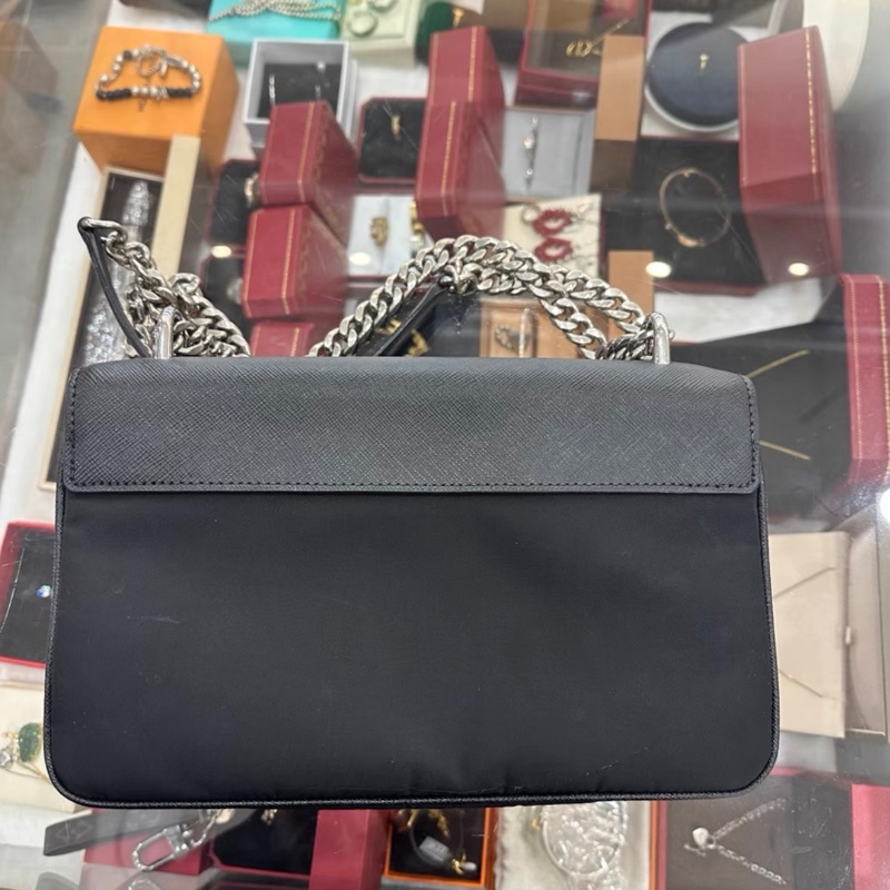 Prada 黑色牛皮尼龍雙拼鏈條斜挎包-9