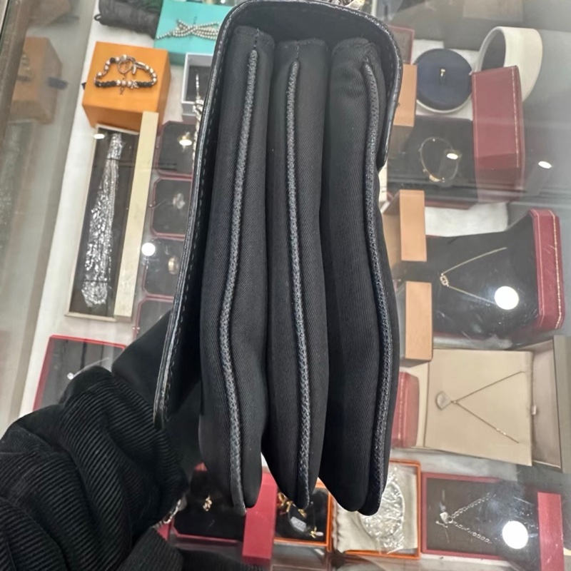 Prada 黑色牛皮尼龍雙拼鏈條斜挎包-13