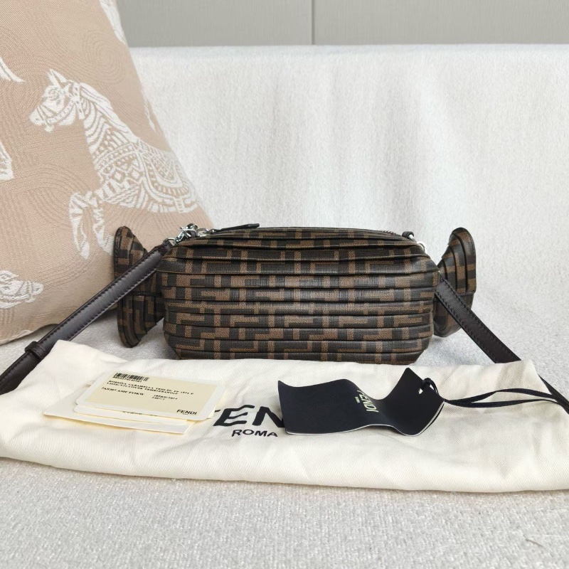 Fendi 老花糖果包 20**10*10 99新配件塵袋保卡吊牌肩帶-2