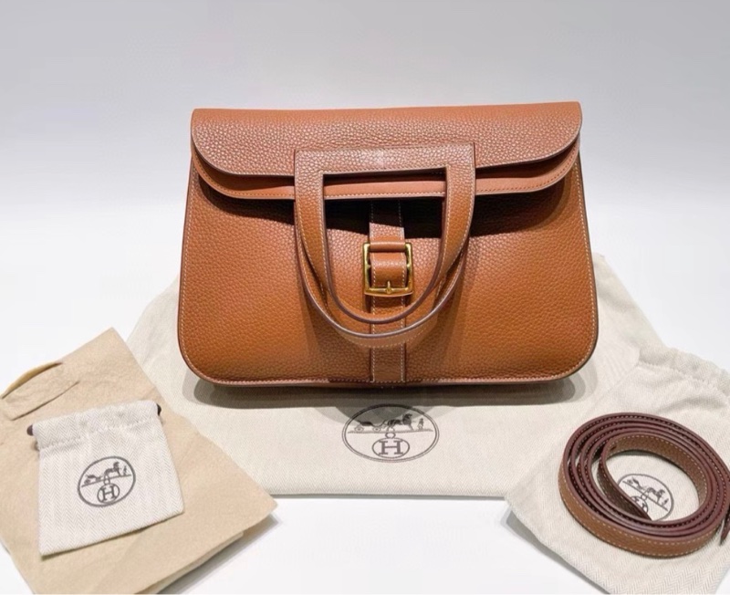 Hermes Halzan 31cm 金棕金扣 TC皮 D刻 尺寸：31*19*9cm 成色很新-1