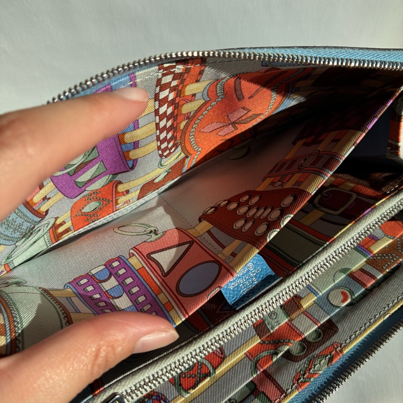 Hermes天藍色絲巾長夾 🅁刻-15