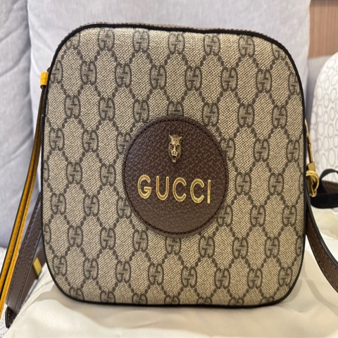 Gucci虎頭相機包
