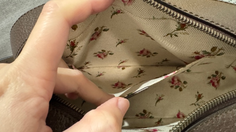 Gucci虎頭相機包-9