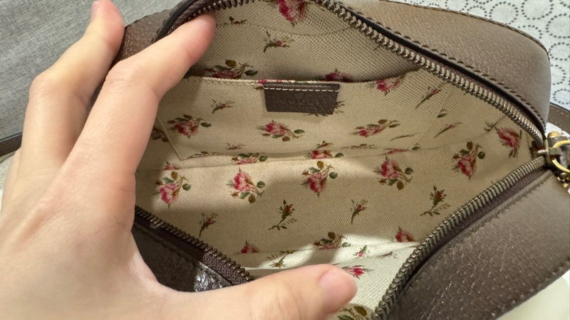 Gucci虎頭相機包-10