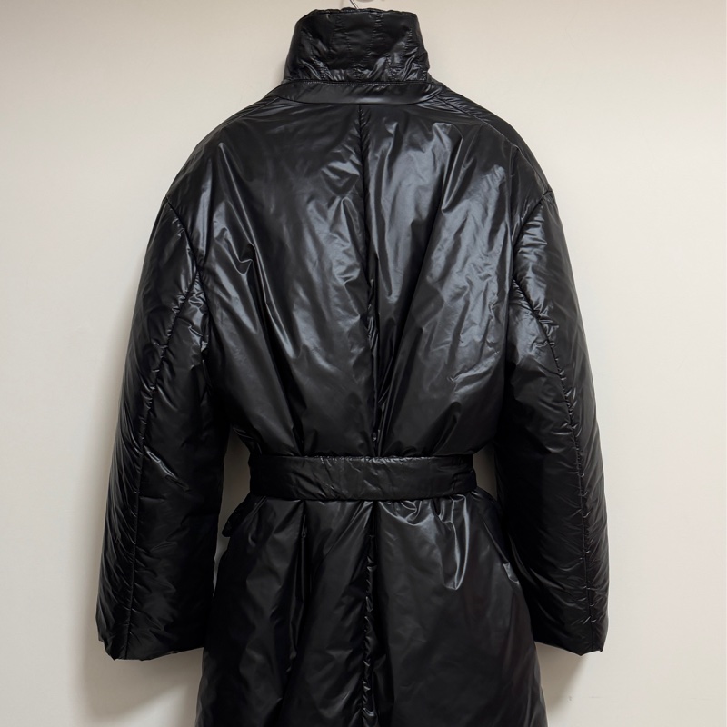 Miumiu繫帶尼龍羽絨外套-2