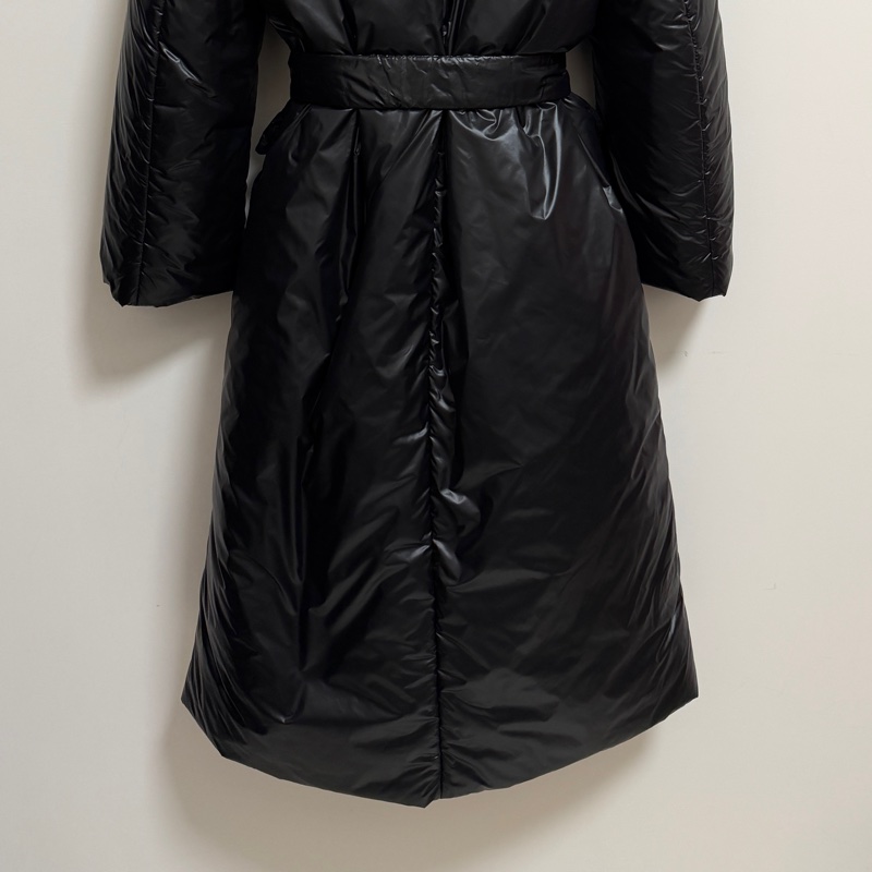 Miumiu繫帶尼龍羽絨外套-13