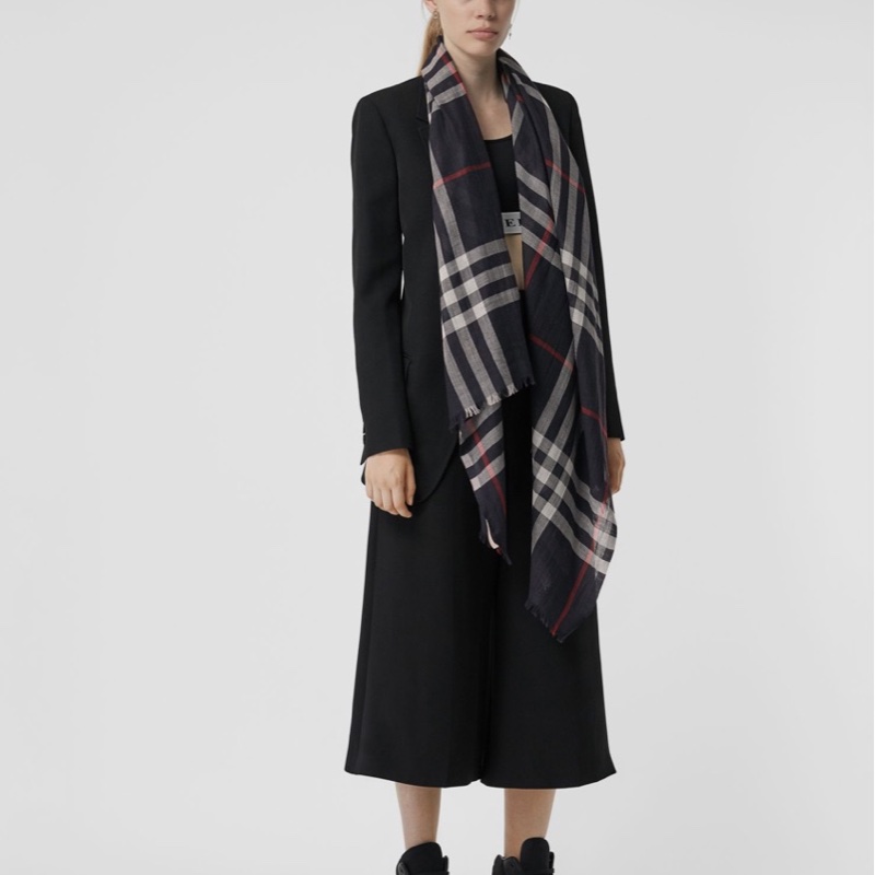 Burberry 男女同款 格紋圍巾均碼碼220cm*70cm-0