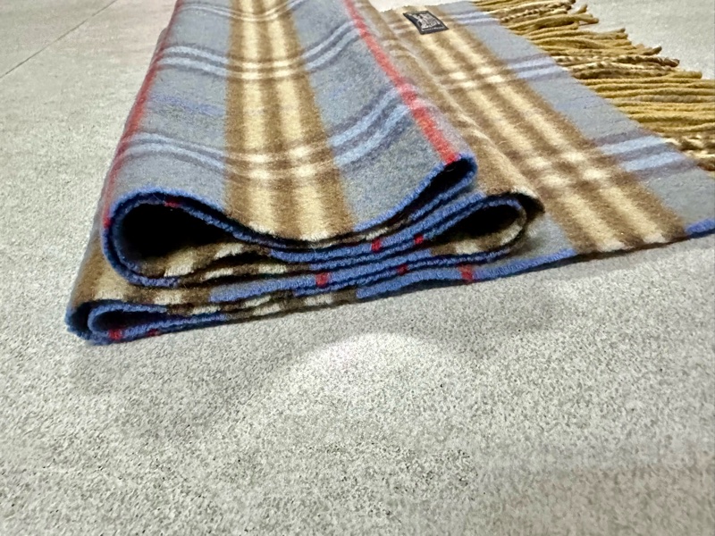 BURBERRY天藍棕色格紋羊絨圍巾 極美稀有✨-15