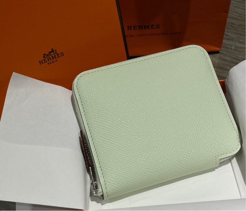 Hermes 愛馬仕 Silk In Epsom 小牛皮拉鍊絲巾短夾(氣泡綠)-0