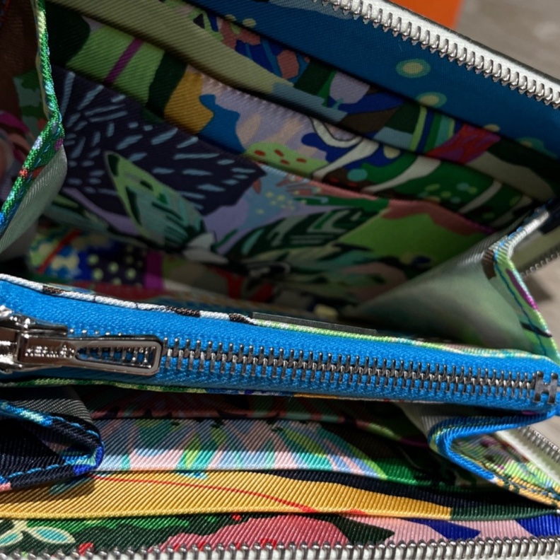 Hermes 愛馬仕 Silk In Epsom 小牛皮拉鍊絲巾短夾(氣泡綠)-7