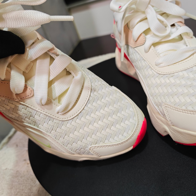 閒置 Nike 厚底老爹鞋 eur39-21