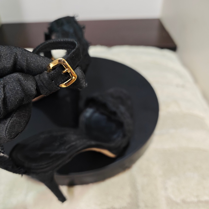 Burberry 黑色蕾絲高跟鞋 eur39-5