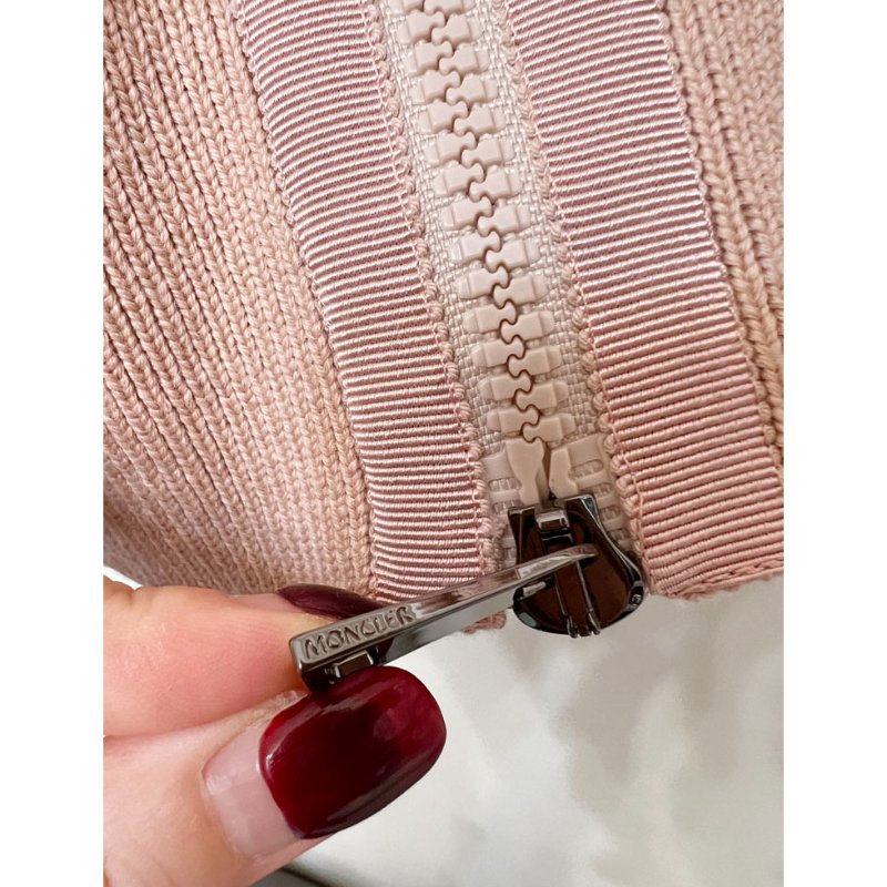 MONCLER 乾燥粉印花針織羽絨外套 XL-6