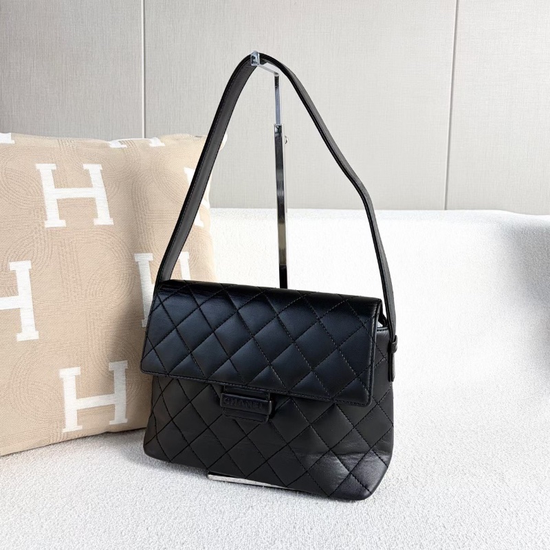 Chanel中古翻蓋插口肩背包黑色羊皮25*21*9 98新配件塵袋保卡-3