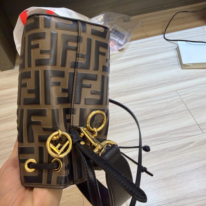 fendi 水桶包-1
