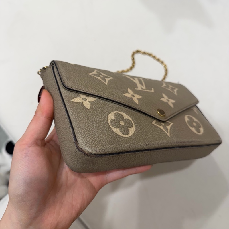 LV斑鳩色 大象灰woc 斜背包-2