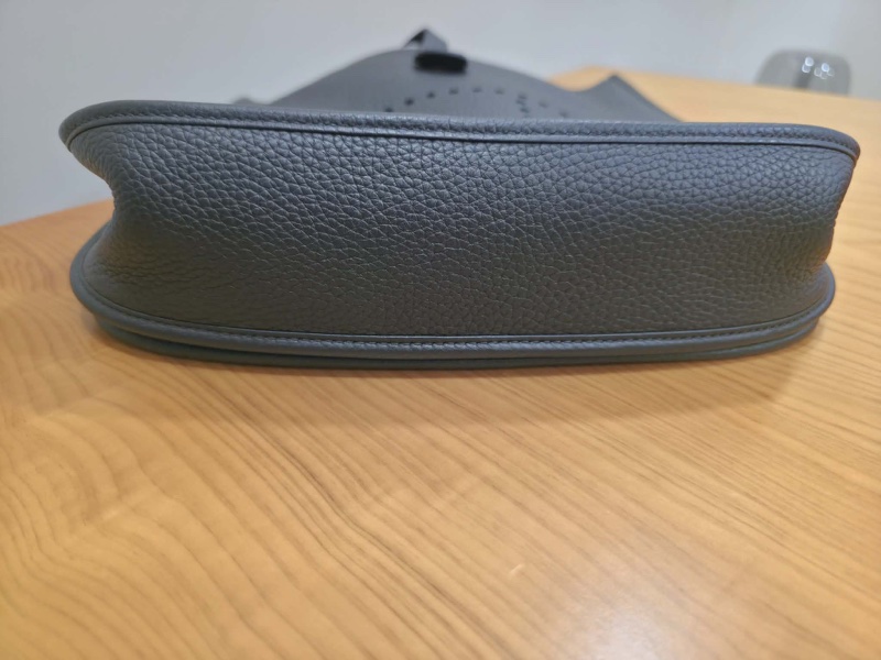 ✨Evelyne 29 全新閒置黑色銀扣-9