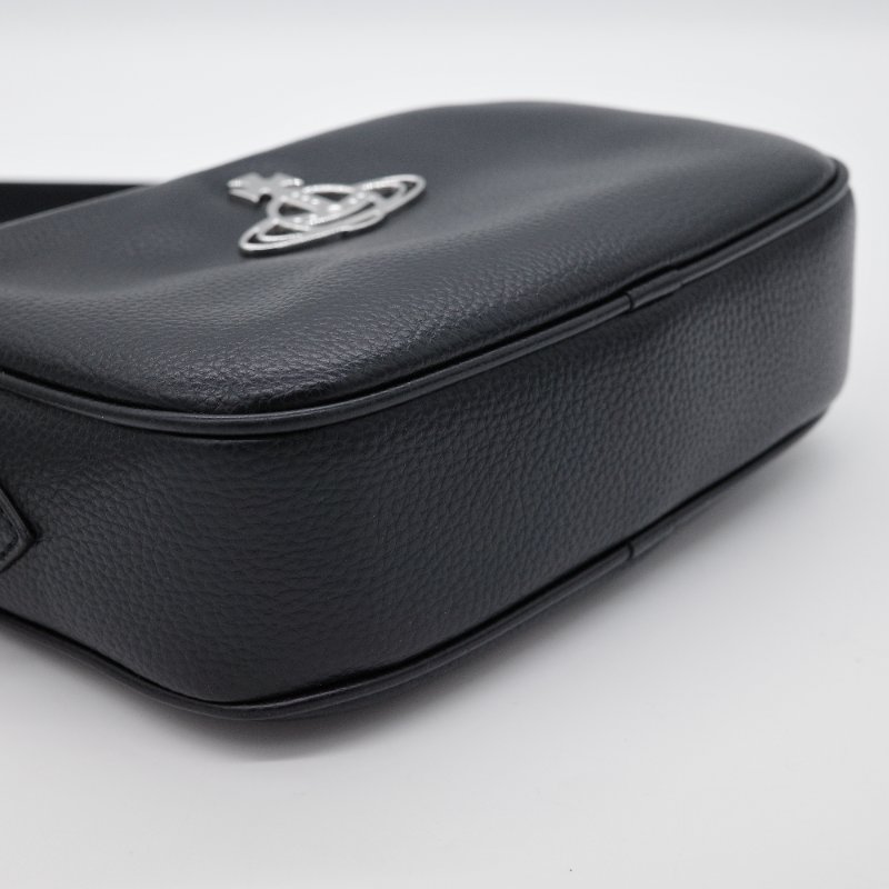 Vivienne Westwood 西太后 Anna 黑色 粒面仿皮 相機包 斜背包-5