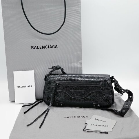Balenciaga 巴黎世家 Le Cagole Sling S 黑色 亮面皺褶小羊皮 肩背包