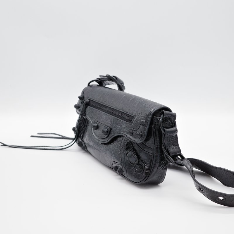 Balenciaga 巴黎世家 Le Cagole Sling S 黑色 亮面皺褶小羊皮 肩背包-3