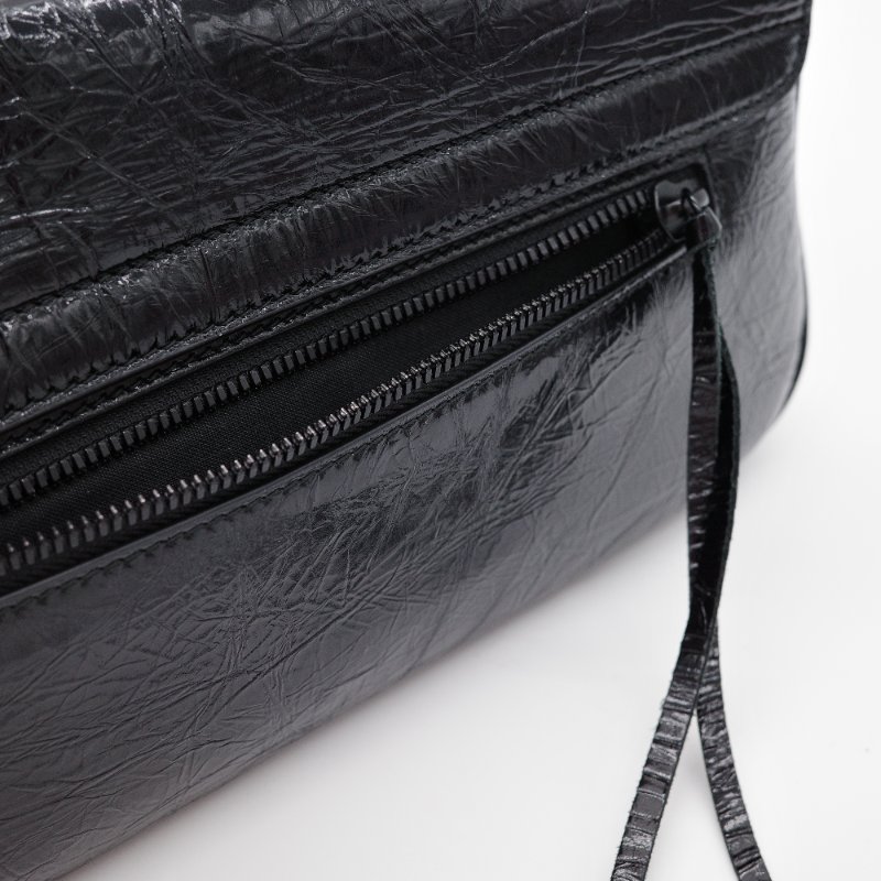 Balenciaga 巴黎世家 Le Cagole Sling S 黑色 亮面皺褶小羊皮 肩背包-16