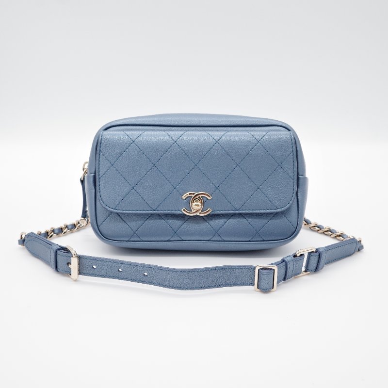 Chanel香奈兒Casual Trip 金屬藍 小牛皮 腰包-1