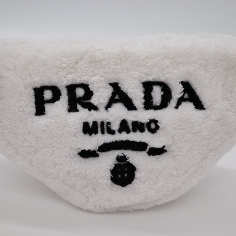 Prada普拉達Triangle 白色 毛絨 三角斜挎包-5
