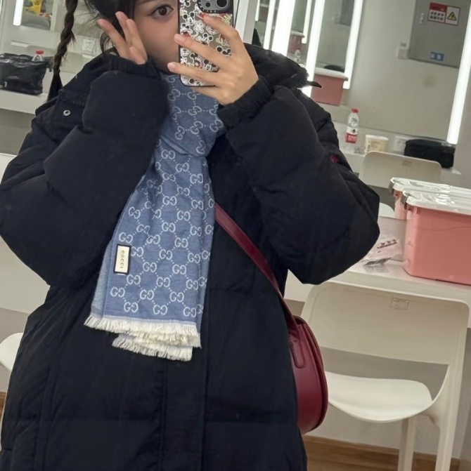 全新Gucci GG logo 雙面 羊毛圍巾 藍-23