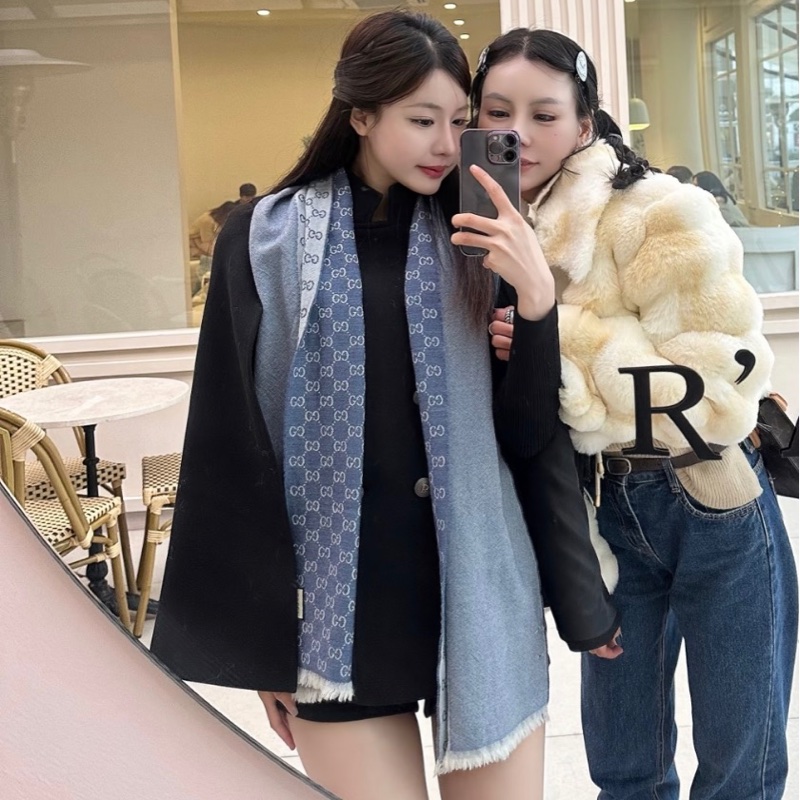 全新Gucci GG logo 雙面 羊毛圍巾 藍-24